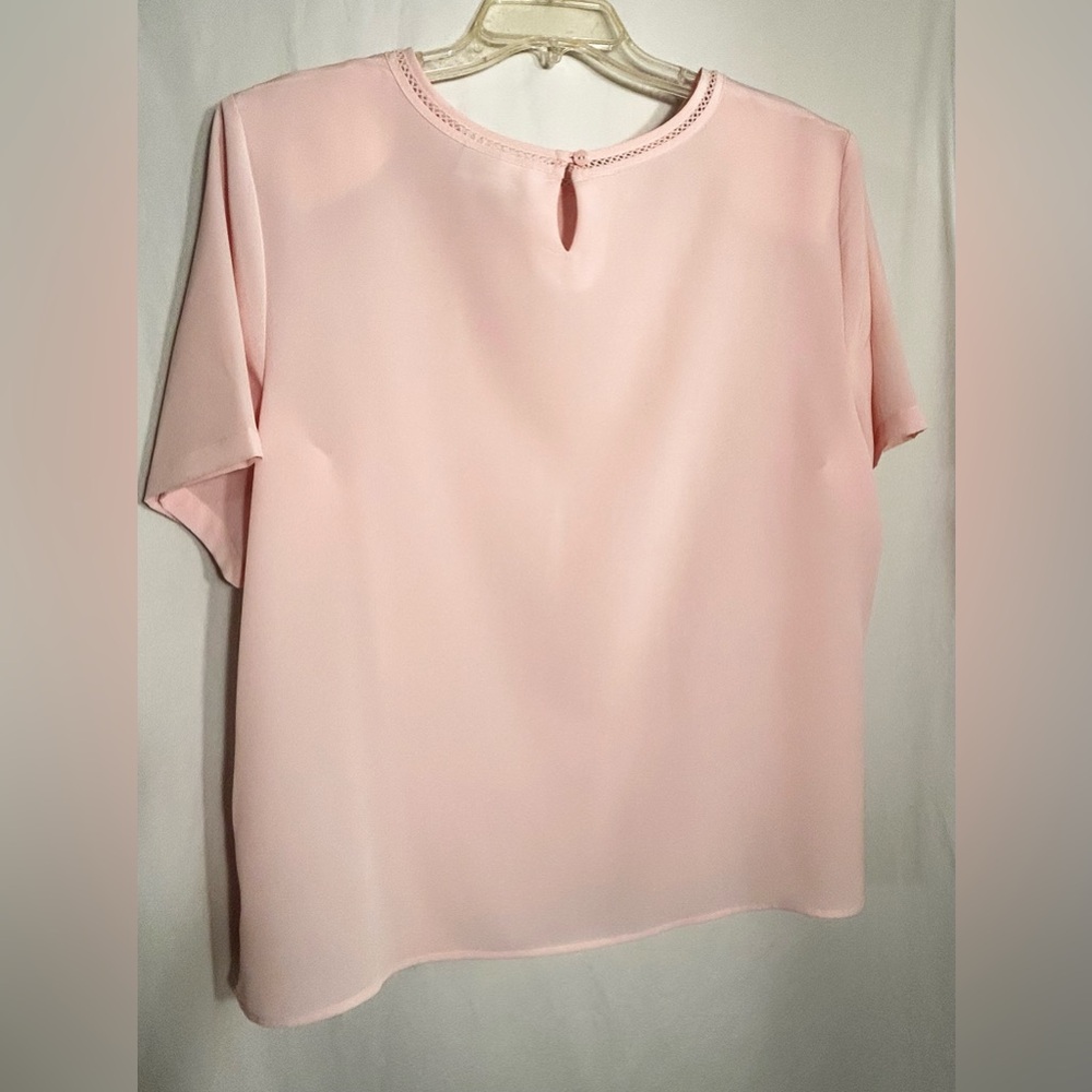 WOMENS 2XL XXL PINK PULLOVER KEYHOLE BUTTON BACK SHORT SLEEVE BLOUSE JM WOMAN - Picture 4 of 5
